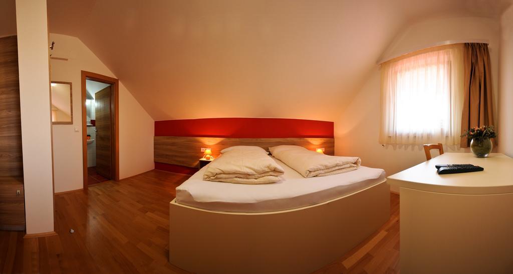 Rooms Jana Slunj Exterior photo